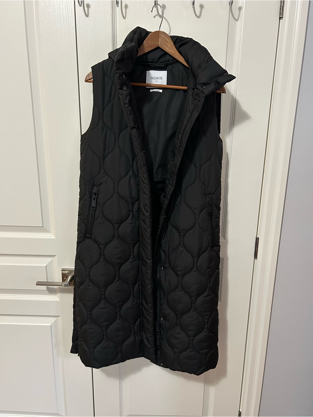 Women’s Black Long Puffer Vest